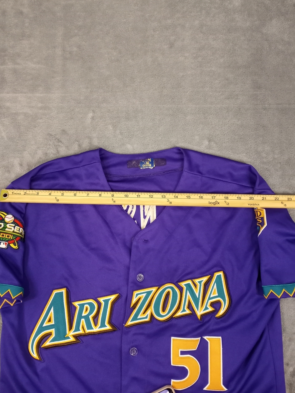 Majestic Arizona Diamondbacks Men's Vintage 2001 Words Series Baseball Jersey - Picture 7 of 12